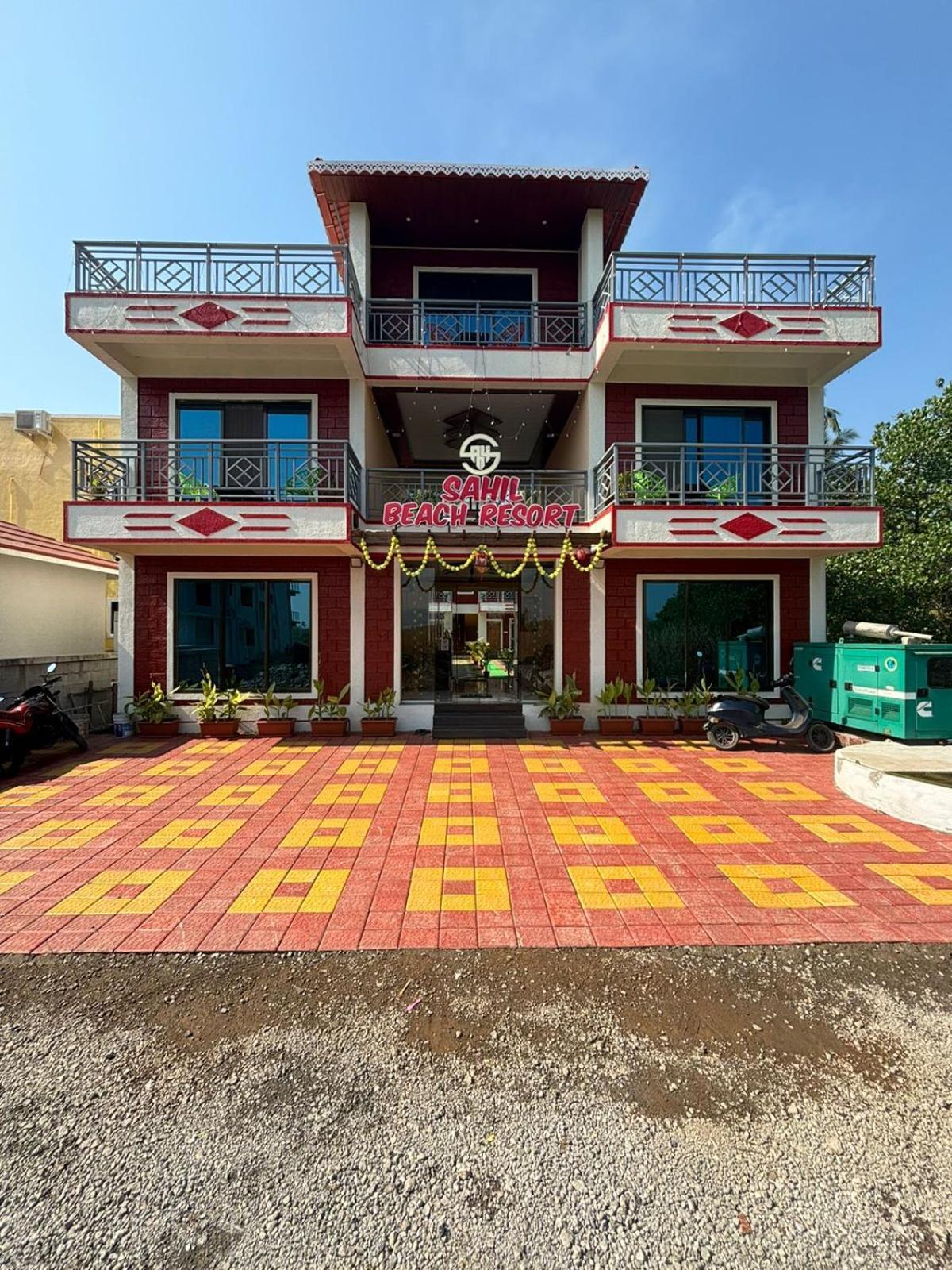 Sahil Beach Resort Alībāg Buitenkant foto